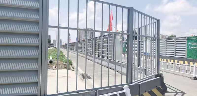 石屏装配式百叶钢构围挡（合肥市政围挡）